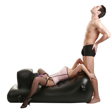 Pipedream Inflatable Love Lounger - Секс-машина с надувной кушеткой - купить в секс шопе Pipedream Inflatable Love Lounger - Секс-машина с надувной кушеткой - купить в секс шопе