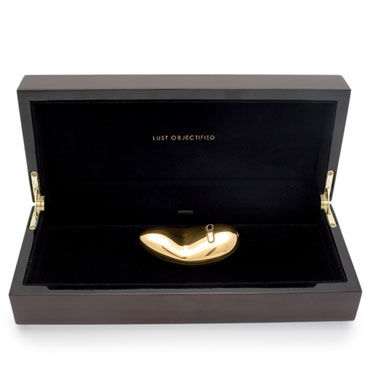 Lelo Yva Gold - Роскошный клиторальный массажер из золота - купить в секс шопе Lelo Yva Gold - Роскошный клиторальный массажер из золота - купить в секс шопе